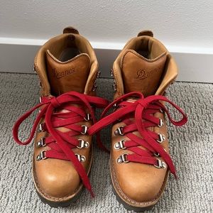Women’s Danner Hiking Boots